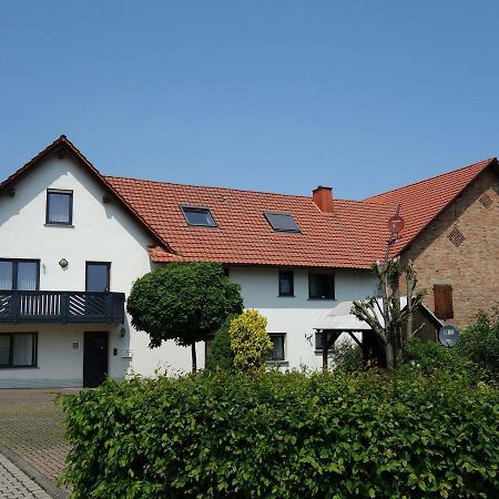 Monteurwohnungen Goeb - Nicht Fuer Urlaubsgaeste Geisa Bagian luar foto