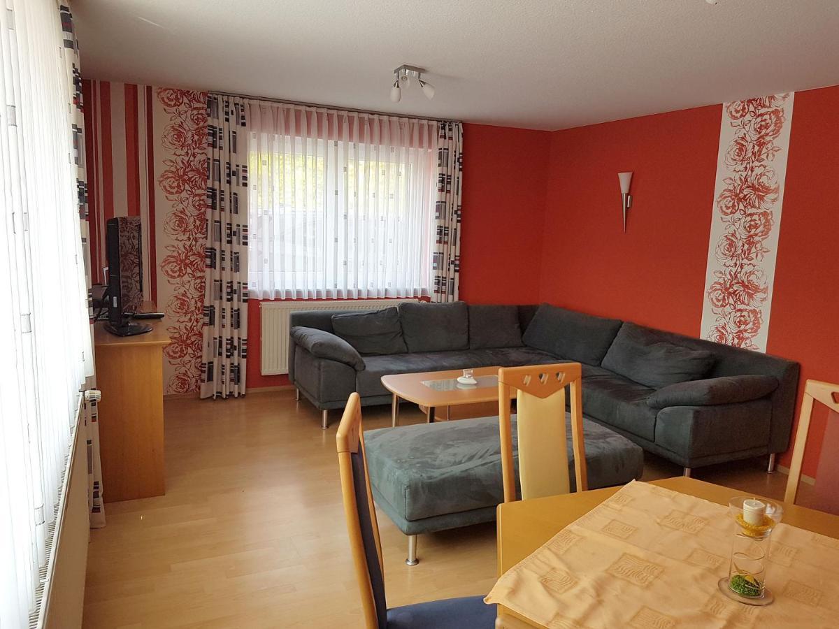 Monteurwohnungen Goeb - Nicht Fuer Urlaubsgaeste Geisa Bagian luar foto